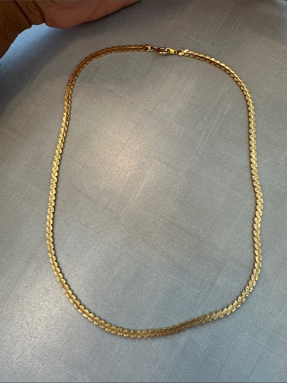 Elegant Gold-Tone Women's Chain Necklace
